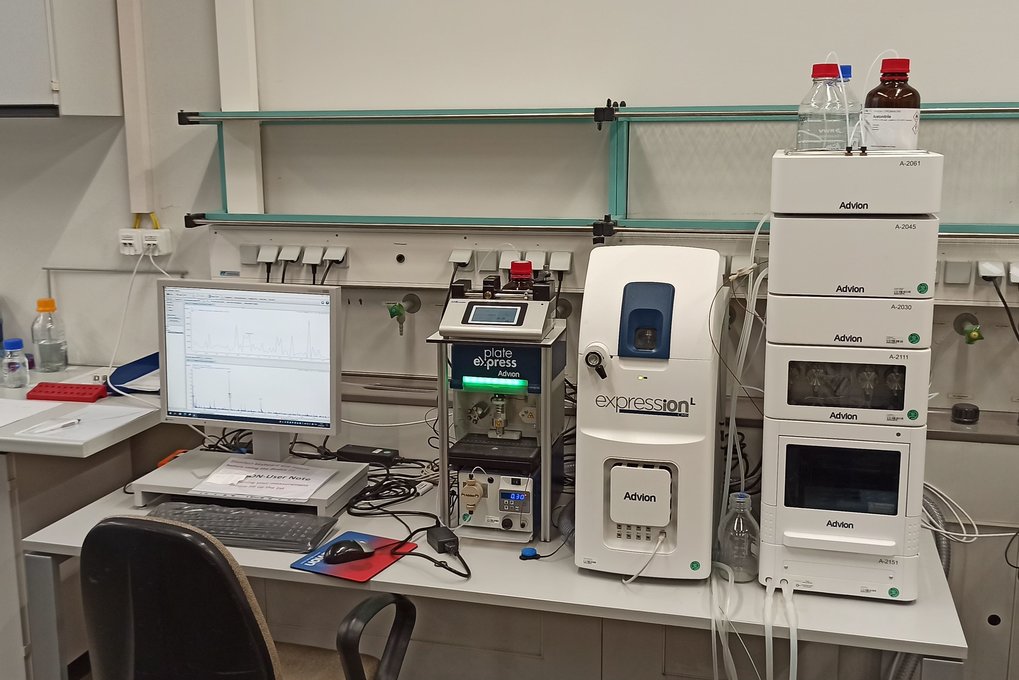 ESI-Quadrupole Compact Mass Spectrometer