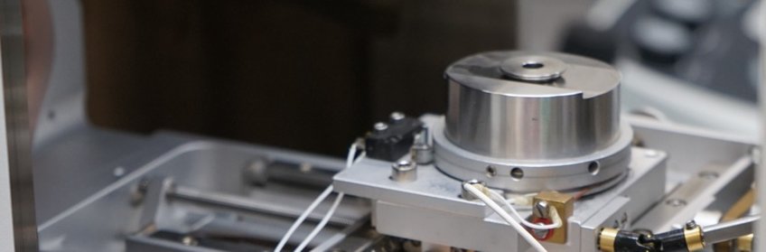 LEO Gemini 1530 Scanning Electron Microscope